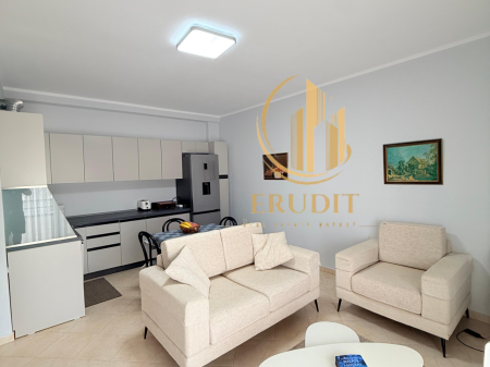 Appartamento 2+1 con Deposito in Vendita, Via Cipaj, vicino a Bohem, Vlora