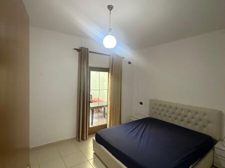 Appartamento 1+1+1 con Balcone in Affitto