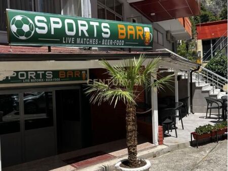 Shitet Bar-Kafe ne Shengjin