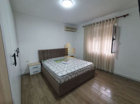 Qira, Garsoniere , 21 Dhjetori , 45.000 Leke/muaj