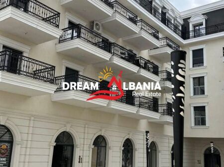 Jepet me qera apartament 2+1 tek kompleksi Porta e Re ne Saukt te Vjeter ID (42215602)