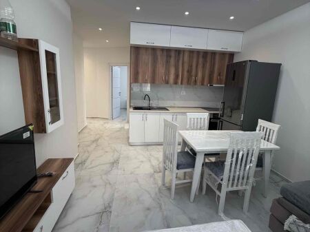 Rent | Shtëpi private 1 + 1 | Paskuqan | 300 €/month