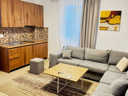 APARTAMENT ME QERA 1+1 5 MAJI 50.000 LEKE FH-81478