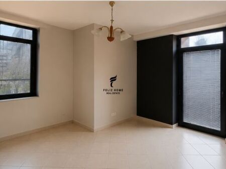 ZYRE ME QERA 107 M2 KOMUNA E PARISIT 57.000 LEKE FH-81557