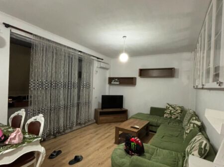 For rent 1+1 furnished on the 2nd floor with elevator 35000 lek