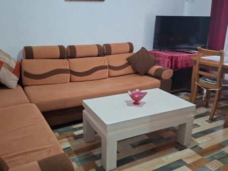 Rent | Apartament 2 + 1 | Shkolla e Bashkuar | 500 €/month