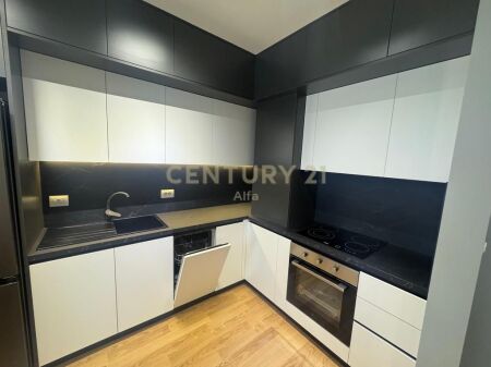  Appartamento moderno 2+1+2 in affitto a Zogu i Zi!