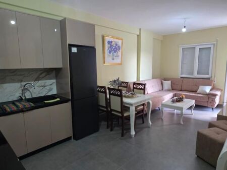 Appartamento 2+1 in affitto a Univers City