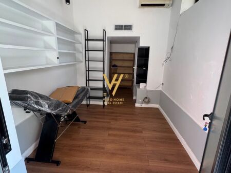 SHOP FOR SALE 19 M2 ON DURRESI STREET 10,000,000 LEKE