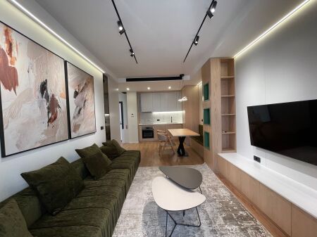 Affittiamo appartamento moderno 1+1 alla Residenza Golden Tower, Via Mine Peza!