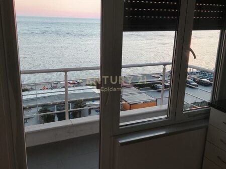 JEPET ME QERA APARTAMENT 3+1+2 NE CURRILA !