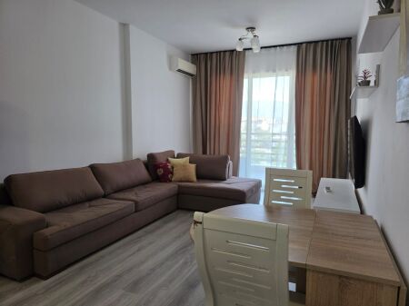 Apartament Me Qera 1+1+Post Parkimi ne Laprake (ID B2101789)