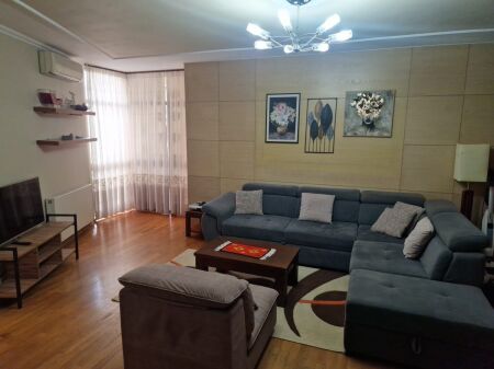 🏢Barrikadave Street, near Hotel Areela, a 2+1+2 apartment, furnished, is for rent. 90,000 Leke
