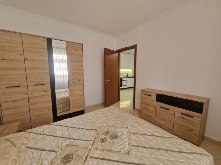 Apartament 1+1 tek pallati cabej