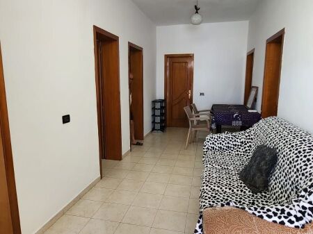 Appartamento 4+1 in affitto – alle Ville Americane !