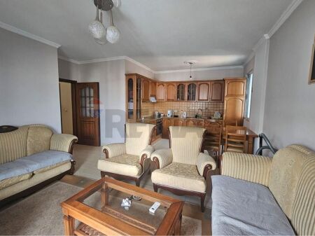 Apartment 2+1 for rent on Elbasan street!