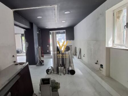SHOP 80 M2 FOR RENT AT ENGINEERING 300,000 LEKE