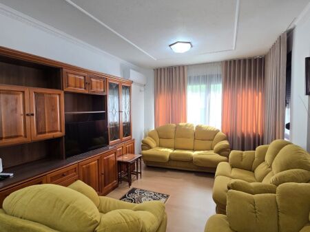 Apartament 2+1 per qira,Bllok Sami Frasheri