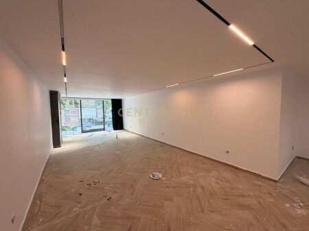 Commercial Space Main Road for Rent near the United School