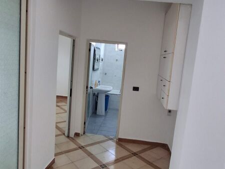 🏡 Apartament 2+1 me qira pranë Markatës!