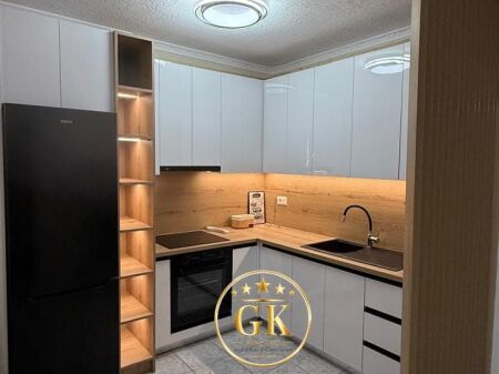  APARTAMENT ME QERA  1+1 PLAZH DURRES 