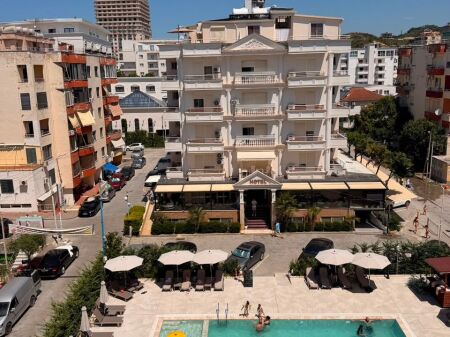 Vendesi in vendita 1+1 a Golem – Vicino a Fafa Resort