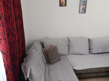 Affitto | Shtëpi private 1 + 1 | Rruga 5 Maji | 350 €/mese