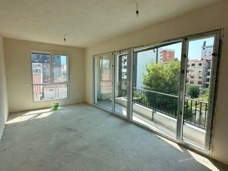 Apartment 2+1+2 for sale in Ali Dem 256,000 €