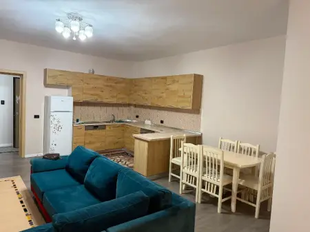 Affitto | Apartament 2 + 1 | Liqeni i Thate | 700 €/mese