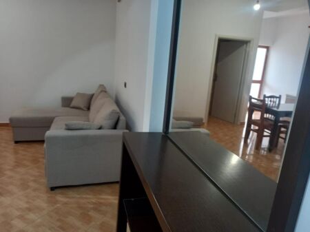 Apartament me qera 1+1- 📍Astir, prane Vila L - 350 mije leke