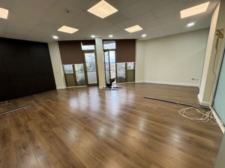 ZYRE ME QERA 100 M2 BLLOK 1.500 EURO FH-81823