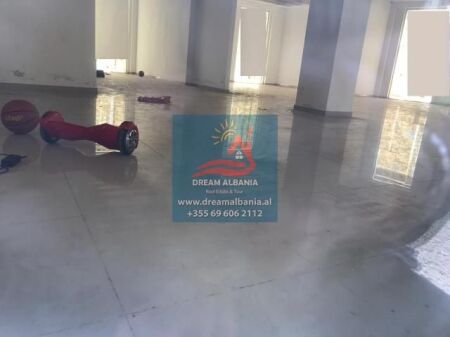 Shop for sale in the 21 Dhjetori area at Kompleksi Magnet, Tirane (ID 4171092 )