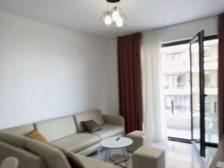SHITET APARTAMENT 1+1 RANA HEDHUN