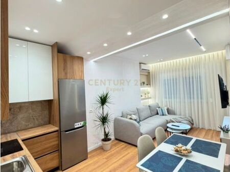 Apartament 1+1 per shitje te Pazari i Ri