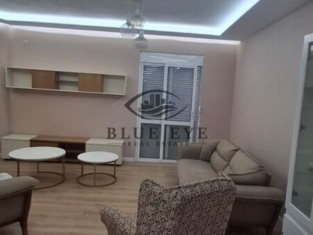 Apartament 2+1+2 me qera -Tek Spitali Durrës!