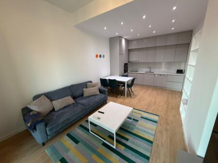 🏡 Jepet me qira apartament 1+1  📍 Adresa: Përballë Amerikan 3, Milo 2000