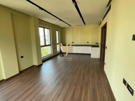 JEPET AMBIENT BIZNESI 110 ME QIRA TE RRUGA E KAVAJES 180.000 LEKE