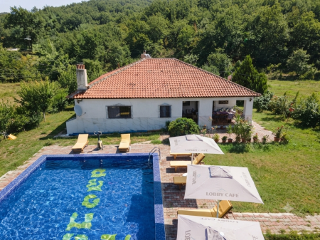 Qera, Vilë 1 kateshe, Baldushk, Tiranë.