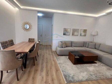 Shitet,Apartament 2+1, Don Bosko, Tirane