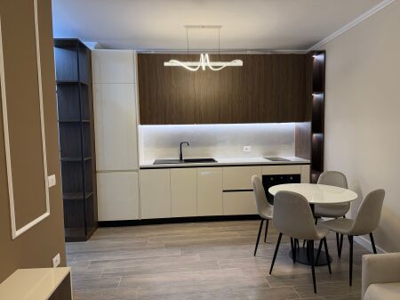 Apartament me qera 1+1 (Golem)