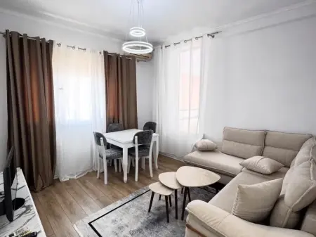2+1 apartment for sale in Astir near the Roundabout, close to Rossini.