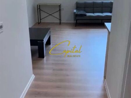 BUSINESS PREMISES FOR RENT 135 M2 NEW MARKET 1,200 EURO