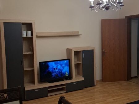 Jepet Me Qera Apartament 2+1+1 Ballkon
