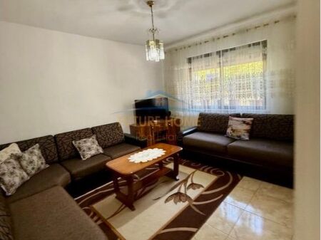 Shitet Apartament 3+1 | Ali Demi, Tiranë