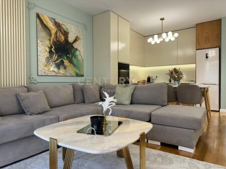 Apartament 1+1+Post Parkimi me qira te Rruga e Barrikadave