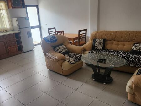 Jepet Apartament me Qira – Sauku i Vjetër, Tiranë