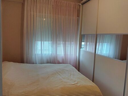 Yzberisht jepet me Qira apartment 1+1 i mobiluar