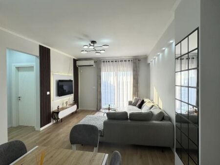 🏡 Shitet Apartament 2+1 – Kamëz, pranë Ullirit