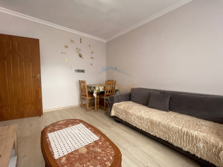 Qera, Apartament 1+1, Myslym Shyri, Tiranë.