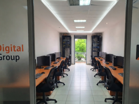 Shitet , Ambjent Biznesi , Condor Center , Tirane